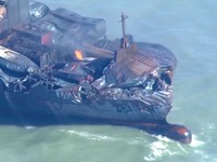 Hangus-Meleleh! Potret Kapal Kargo dan Tanker Pembawa BBM Tabrakan