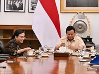 Prabowo Panggil Sri Mulyani ke Istana, Minta Pendapatan Negara Naik!