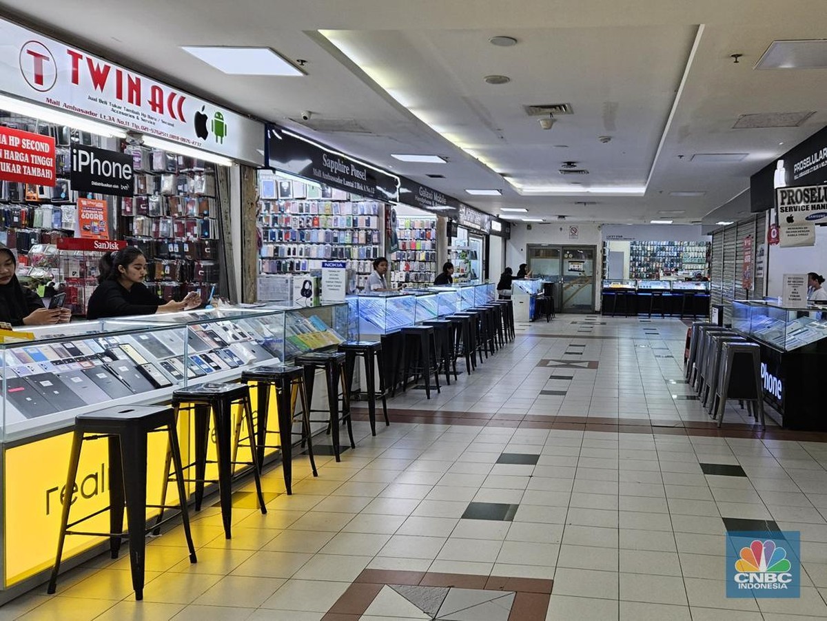 Pasar HP Lipat Anjlok di 2025, Kebangkitan Kembali Diprediksi 2026