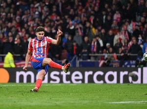 Aturan IFAB yang Membuat Gol Penalti Alvarez Dianulir