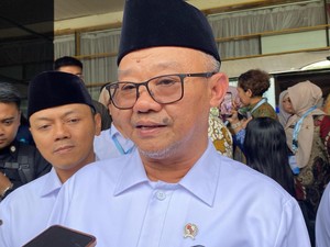 Kemendikdasmen Minta Tambahan Dana APBN 2025 untuk Gelar PPG Bagi 860 Ribu Guru