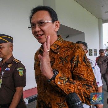 Detik-Detik Ahok Tiba di Kejagung, Jadi Saksi Kasus Tata Kelola Minyak