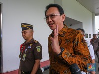 Detik-Detik Ahok Tiba di Kejagung, Jadi Saksi Kasus Tata Kelola Minyak