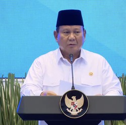 Sah! Prabowo Umumkan Tunjangan Guru Ditransfer Langsung ke Rekening
