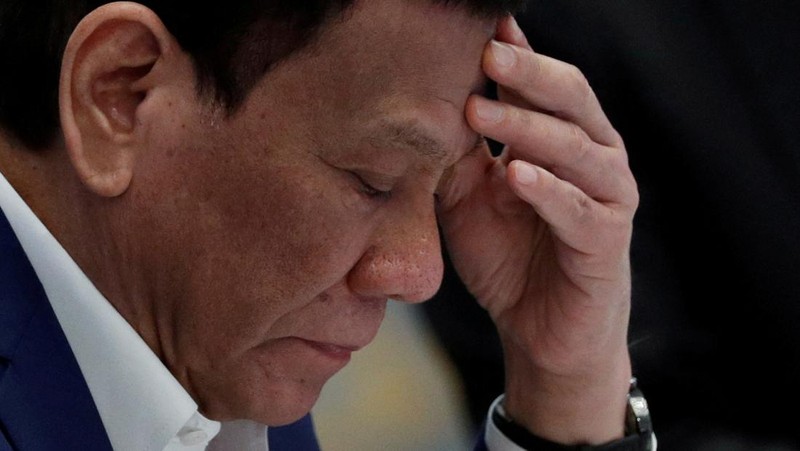Mantan presiden Filipina Duterte, yang menghadapi dakwaan pembunuhan di Mahkamah Pidana Internasional atas perangnya melawan narkoba, akan dibawa ke unit penahanan pesisir dekat Den Haag, tempat beberapa tersangka kejahatan perang terkenal ditahan. (Tangkapan Layar Video Reuters/ICC-CPI)