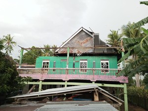 6 Rumah di Bone Rusak Dihantam Angin Puting Beliung, Warga Mengungsi
