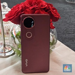 Vivo V50 Rilis di RI, Cek Harga dan Spesifikasi HP AI Baru