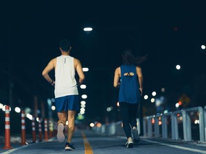 Fenomena Balap Lari Jelang Sahur Marak Tiap Ramadan, Ini Wanti-wanti Praktisi Kebugaran