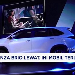 Video: Avanza Brio Lewat, Ini Mobil Terlaris di RI