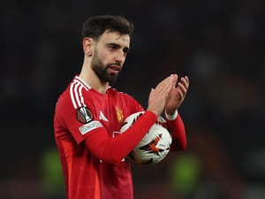 Bruno Fernandes Dinilai Korbankan Kariernya di MU