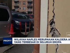 Video: Gempa Guncang Italia, Belasan Warga Naples Terluka