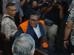 KPK Ungkap Kronologi Kaburnya Harun Masiku Atas Perintah Hasto
