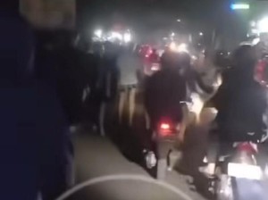 Polisi Bubarkan 500 Pemuda yang Mau Balap Lari di Jl Muchtar Raya Depok
