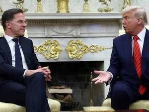 Bertemu Bos NATO, Trump Bilang AS Butuh Greenland