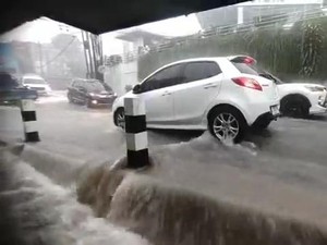 Kawasan Suhat dan Borobudur Malang Banjir Usai Diguyur Hujan