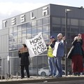 Warga Singapura Tak Peduli Kontroversi Elon Musk, Ini Buktinya
