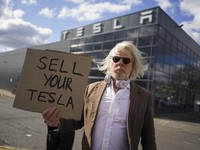 Tesla Makin Hancur Lebur, Elon Musk Bye!