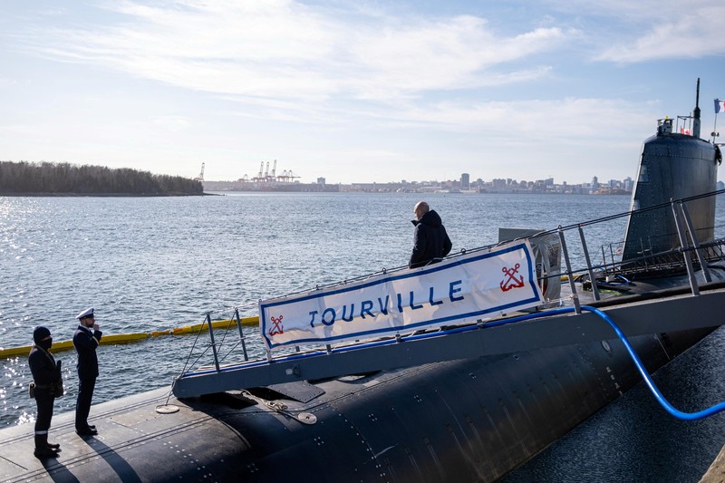 CANADA-FRANCE/SUBMARINE Sebuah kapal selam serang bertenaga nuklir Prancis (Louis Roquebert/French Ministry of Foreign Affairs/Handout via REUTERS)
