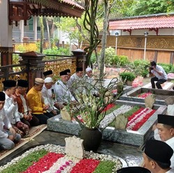 Sowan ke Tebuireng, Bahlil Minta Nasihat dan Doa dari Ulama