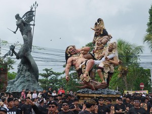 Disbud Tabanan Larang Undagi Luar Garap Ogoh-Ogoh Singasana III