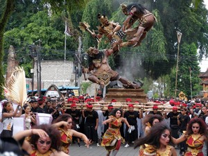 64 Peserta Bertarung dalam Festival Lomba Ogoh-Ogoh Singasana Tabanan 2026