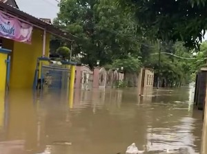 Banjir Cirebon, 360 Rumah Terendam-1.250 Warga Mengungsi