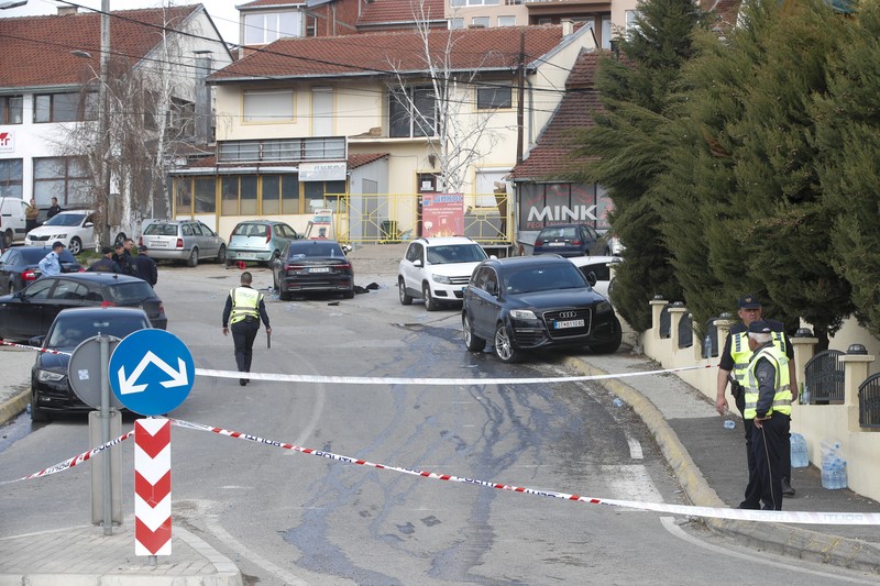 Diskotik Kebakaran di macedonia, 59 Tewas 150 Luka.  (Kocani TV via AP)