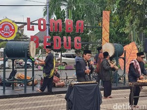 Keseruan Lomba Beduk di Ciamis Saat Ramadan