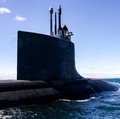 Kapal selam serang cepat kelas Virginia USS Minnesota (SSN-783) terlihat di lepas pantai Australia Barat, Australia 16 Maret 2025. (COLIN MURTY/Pool via REUTERS)