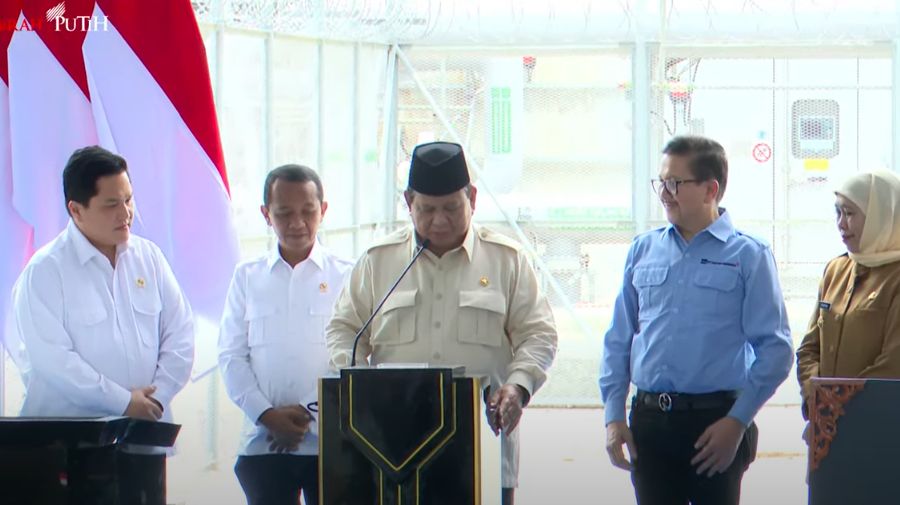 Presiden Prabowo Sbiato resmikan Pabrik Pemurnian Logam Mulia PT Freeport Indonesia, Gresik, Senin (17/3/2025). (Tangkapan Layar Youtube Sekretariat Presiden)