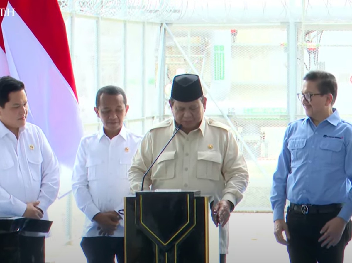 Prabowo Resmikan Pabrik Emas Terbesar di Gresik Milik Freeport