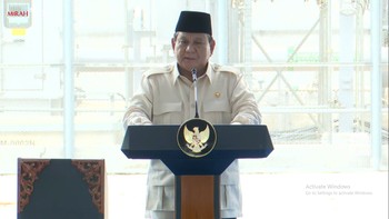 Video: Prabowo Kunjungi Pabrik Penghasil 50 Ton Emas Batangan di RI