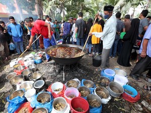 12 Tradisi Perayaan Maulid Nabi SAW di Indonesia