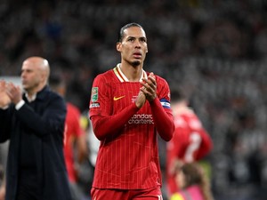 Liverpool Dituntut Cepat Bangkit, Hadiah Terbesar Masih Menunggu