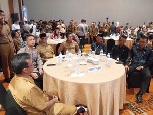 Diisukan Hilang Usai OTT KPK, Bupati OKU Ternyata Hadiri Rapat di Palembang