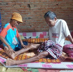 Nyeri di Sekujur Tubuh Membuat Kakek Rasan Hampir Menyerah