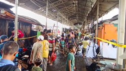 Video Situasi Terkini Pasar Poncol Jakpus Usai Puluhan Kios Kebakaran