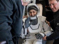 9 Bulan Tak Bisa Pulang, Astronaut NASA Akhirnya Sampai di Bumi