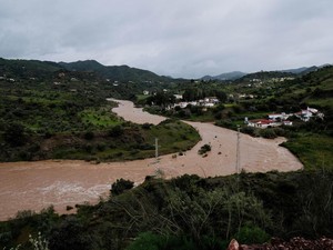 Video: Banjir Melanda Spanyol, 1 Orang Tewas dan 2 Orang Hilang
