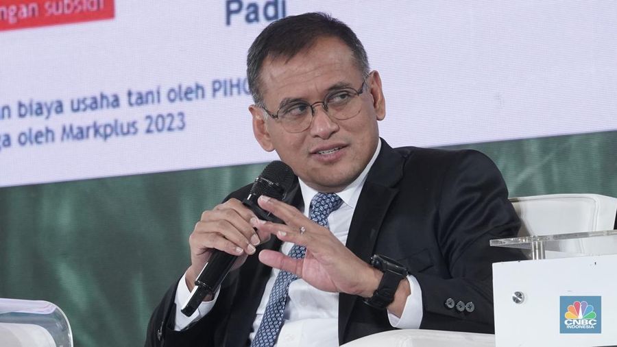 Direktur Utama PT Pupuk Indonesia, Rahmad Pribadi menyampaikan paparan dalam acara Food Summit 2025 di Jakarta, Rabu (19/3/2025). (վ/Muhammad Sabki)