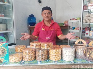 Jalan Berkah Eks Napiter Kendal dari Jualan Kue Lebaran