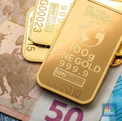 Pengumuman! Harga Emas Kembali Menggila, Melonjak Hampir 2%