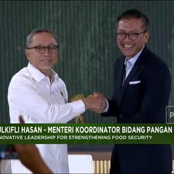 Video: Perkuat Ketahanan Pangan, Zulhas Raih Penghargaan Ini