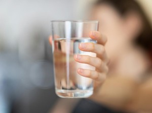 10 Dampak Kurang Minum Air Putih Harian