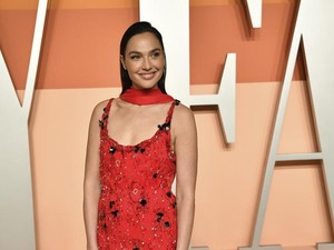 Gal Gadot Pensiun, Ini Pesan untuk The Next Wonder Woman