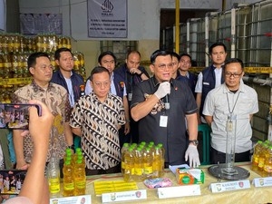 Produsen Catut Merek Minyakita di Tangerang Produksi 120 Ribu Botol Per Bulan