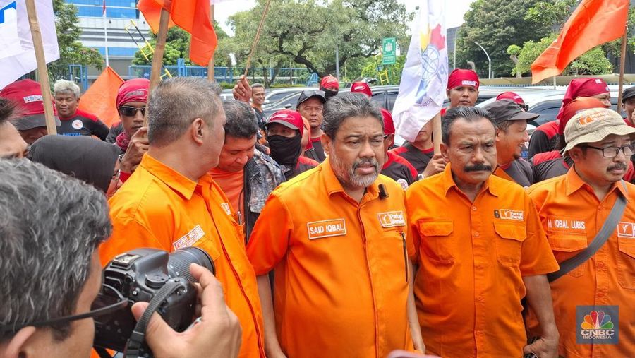 Presiden Partai Buruh, Said Iqbal di Kemnaker. (վ/Chandra Dwi)