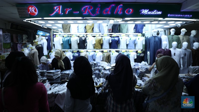 Suasana Pasar Tanah Abang di Jakarta, Kamis (20/3/2025). (CNBC Indonesia/Tri Susilo) Suasana Pasar Tanah Abang di Jakarta, Kamis (20/3/2025). (CNBC Indonesia/Tri Susilo)