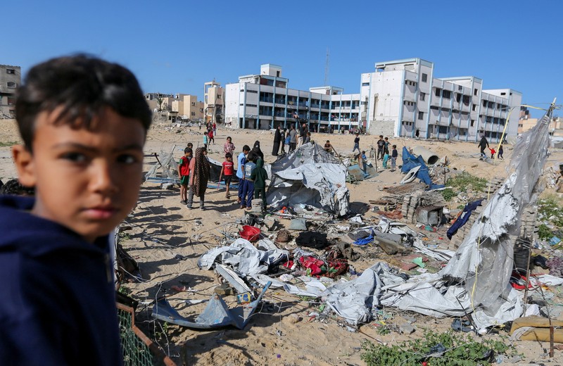 Sebuah tank milik militer israel bermanuver di Jalur Gaza, Rabu (19/3/2025). (REUTERS/Amir Cohen) Sebuah tank milik militer israel bermanuver di Jalur Gaza, Rabu (19/3/2025). (REUTERS/Amir Cohen)