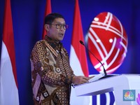 OJK Ungkap Ratusan Perusahaan Antre Galang Dana di Bursa Efek